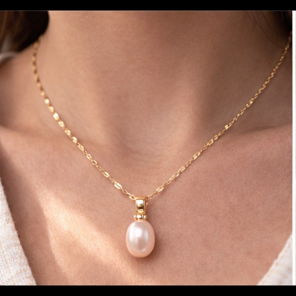 18K Gold Plated Pearl Drop Necklace – Blush Pink Freshwater Pearl - Picture 4 of 6